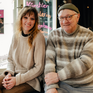 Sandra Kafka und Detlef Krüger von DünAmo lächeln in die Kamera.